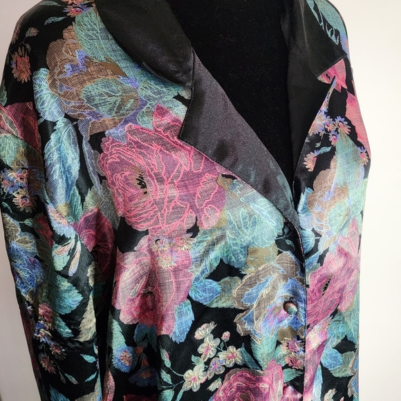 Vintage Victoria secrets sleep buttondown top - Picture 3 of 6